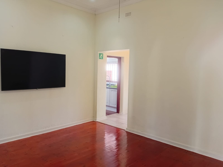 To Let 4 Bedroom Property for Rent in Selborne Eastern Cape